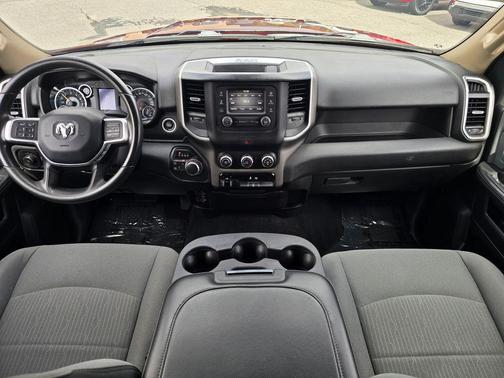 2020 RAM 2500 Big Horn Crew Cab 4X4 6'4' Box