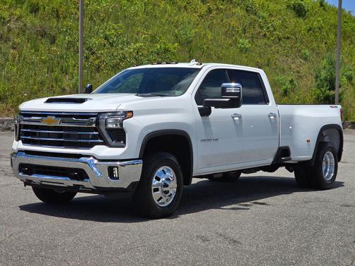 2025 Chevrolet Silverado 3500 LTZ