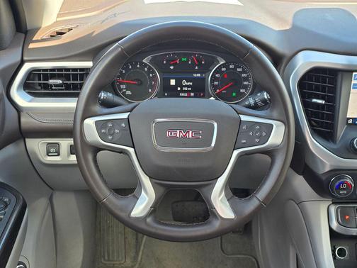2023 GMC Acadia AWD SLT