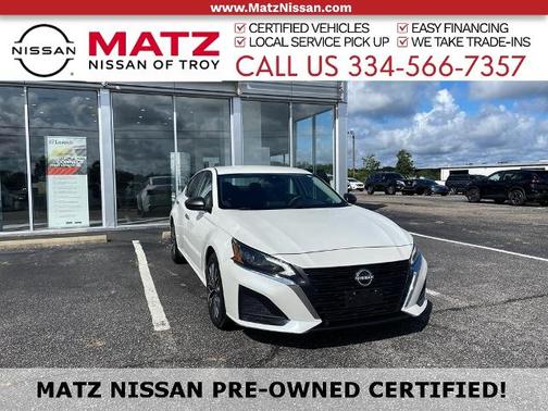 White 2023 Nissan Altima 2.5 SV