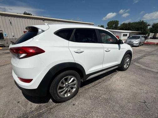 2018 Hyundai TUCSON SEL