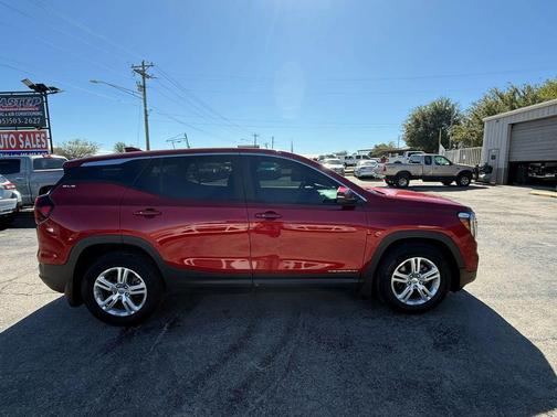 2022 GMC Terrain SLE