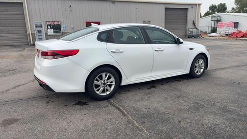 2018 Kia Optima LX