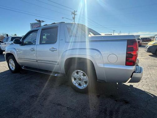 2011 Chevrolet Avalanche 1500 LT