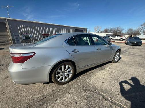 2007 Lexus LS 460 Base