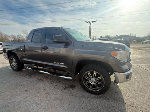 2015 Toyota Tundra SR5