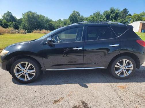 2010 Nissan Murano LE