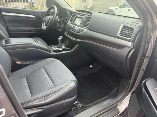2015 Toyota Highlander LE Plus