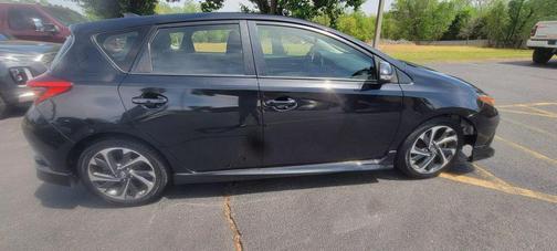 2016 Scion iM Hatchback 4D