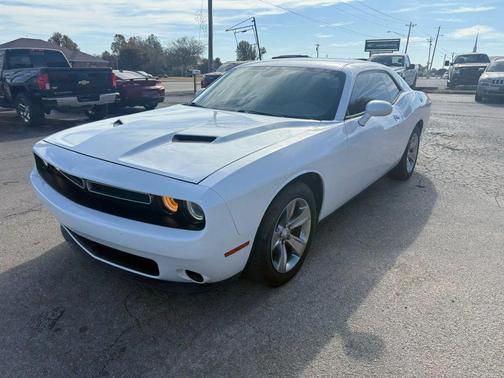 2015 Dodge Challenger SXT