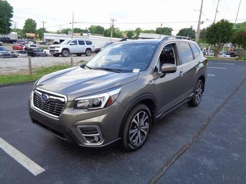 Photo 3 of 30 of 2021 Subaru Forester Limited
