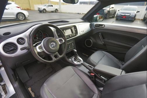2012 Volkswagen Beetle 2.5L