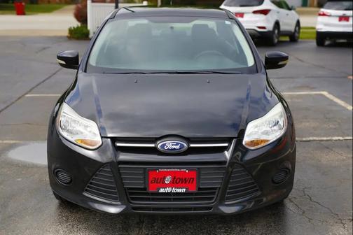 Tuxedo Black Metallic 2014 Ford Focus SE