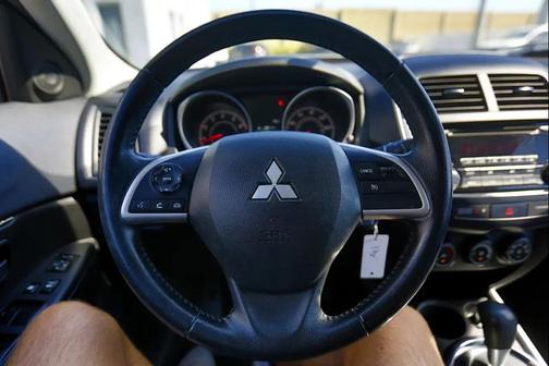 2014 Mitsubishi Outlander Sport ES