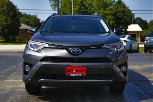 Magnetic Gray Metallic 2018 Toyota RAV4 Platinum