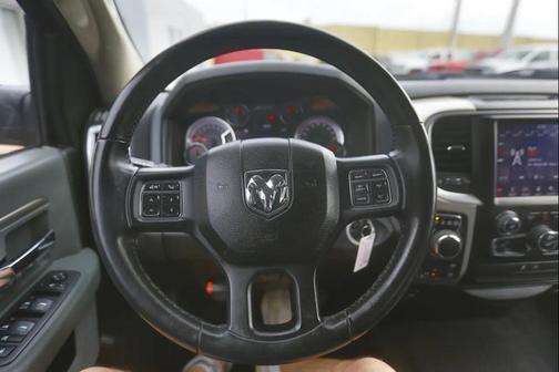 Flame Red Clearcoat 2019 RAM 1500 SLT