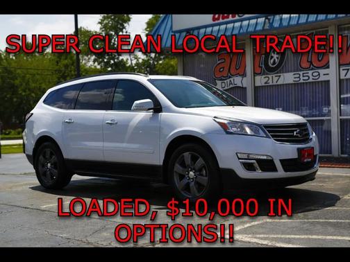 White 2017 Chevrolet Traverse 2LT