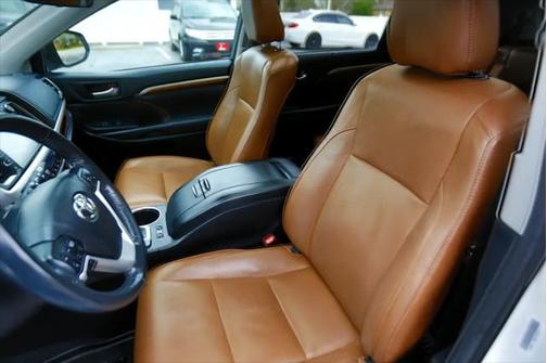 2018 Toyota Highlander Hybrid Platinum