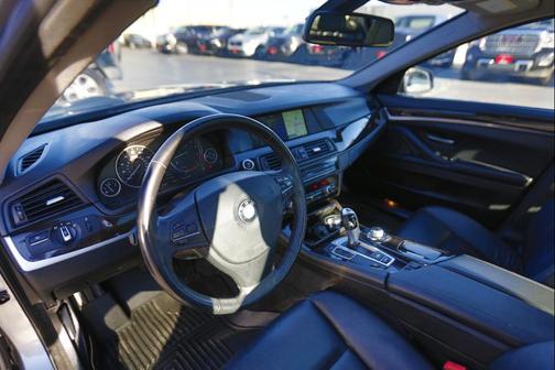 2013 BMW 528 xDrive