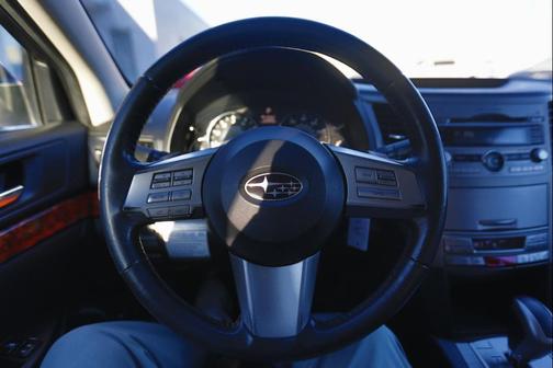 2010 Subaru Outback 2.5 i Limited