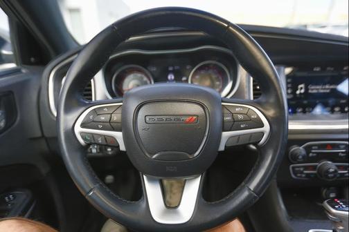 2017 Dodge Charger SXT
