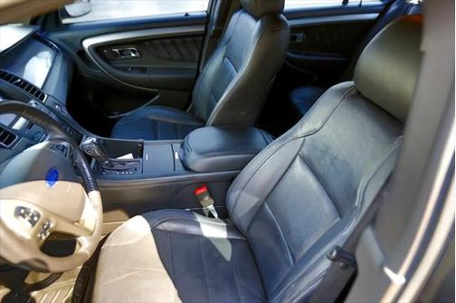 2015 Ford Taurus SEL