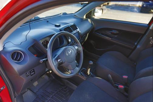 2010 Scion xD 5dr HB Man (Natl)