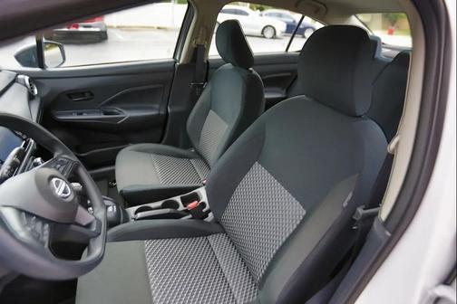 Fresh Powder 2024 Nissan Versa 1.6 S