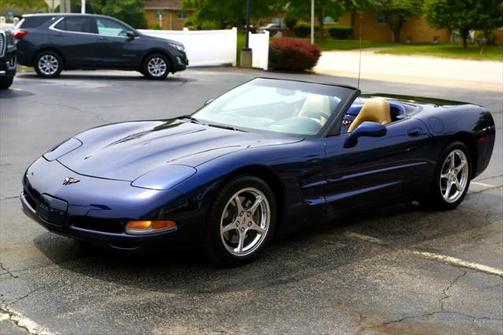2001 Chevrolet Corvette Base