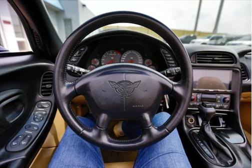 2001 Chevrolet Corvette Base