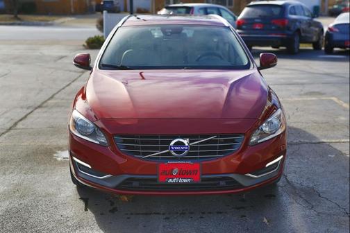 2015 Volvo V60 T5 Premier Plus