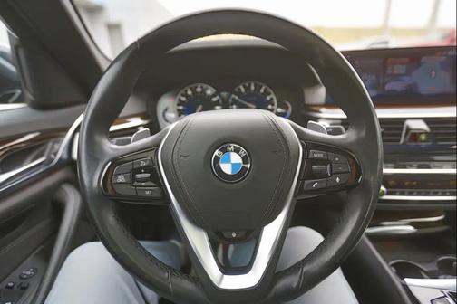 2019 BMW 530 xDrive