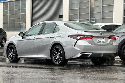 2023 Toyota Camry SE