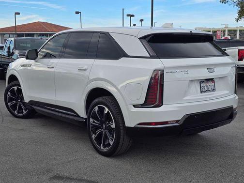 2025 Cadillac Escalade IQ Sport 2