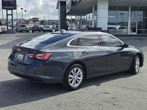 2021 Chevrolet Malibu FWD LT