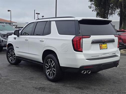 2024 GMC Yukon 4WD AT4