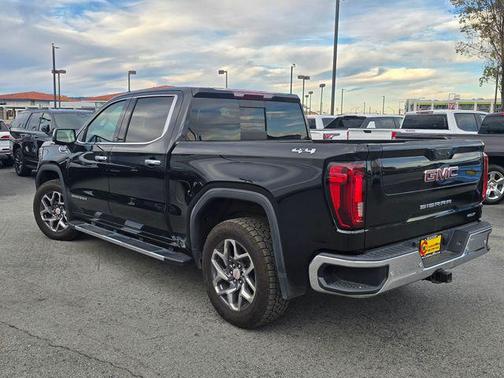 2022 GMC Sierra 1500 SLT