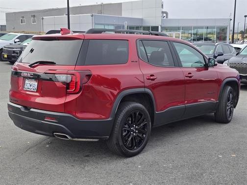 2023 GMC Acadia FWD SLE