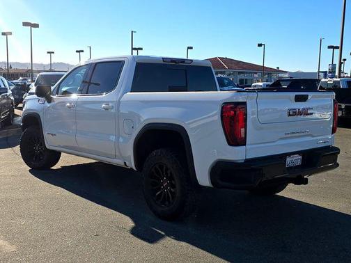 2023 GMC Sierra 1500 AT4X