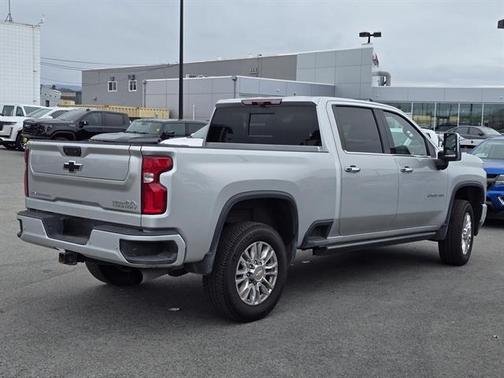 2022 Chevrolet Silverado 2500 High Country