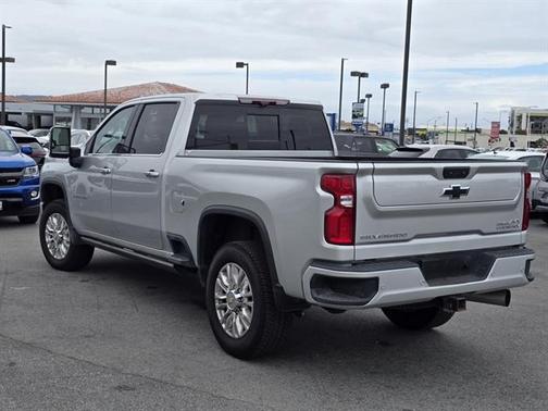 2022 Chevrolet Silverado 2500 High Country