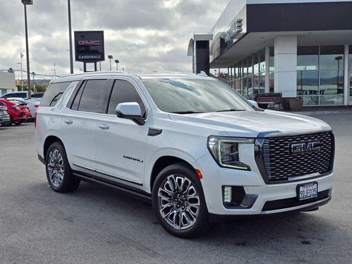 White Frost Tricoat 2023 GMC Yukon Denali Ultimate