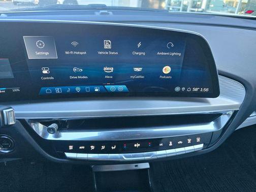 2024 Cadillac LYRIQ Luxury