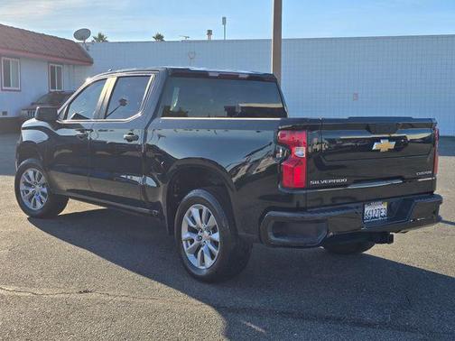2021 Chevrolet Silverado 1500 Custom