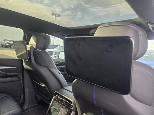 2025 Cadillac Escalade IQ Sport 1