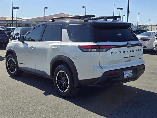 2024 Nissan Pathfinder Rock Creek 4WD