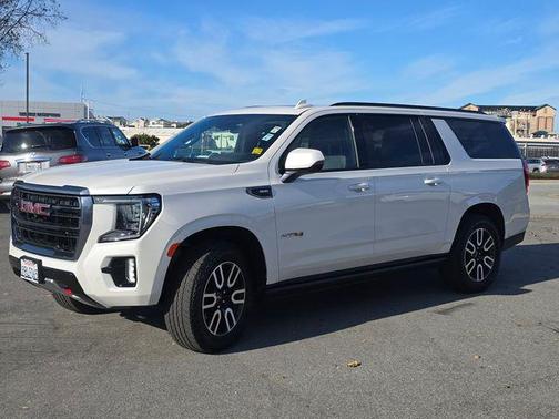 2024 GMC Yukon XL 4WD AT4