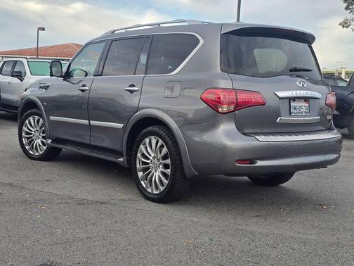 2016 INFINITI QX80 Base