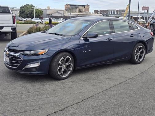 2022 Chevrolet Malibu FWD LT