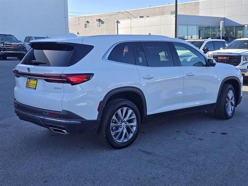 2025 Buick Enclave Preferred FWD